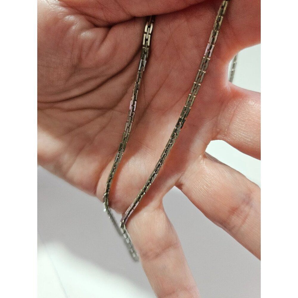 Monet vintage silver tone necklace 16"